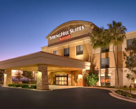 撒切萬豪集團SpringHill Suites 酒店 撒切酒店