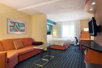 Fairfield Inn & Suites Waco South Hotels in McLennan County