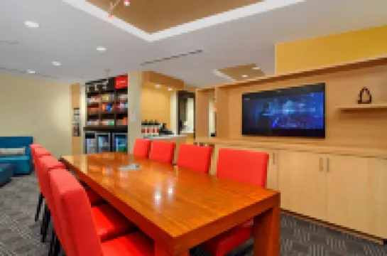 TownePlace Suites Dallas McKinney マッキニーのホテル