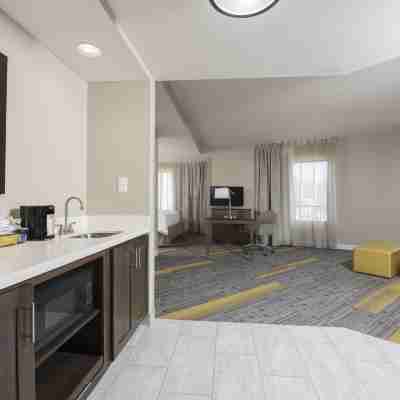 Hampton Inn & Suites West Lafayette Rooms