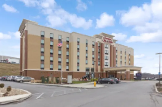 Hampton Inn & Suites West Morgantown University Towne Centre Hotels in 