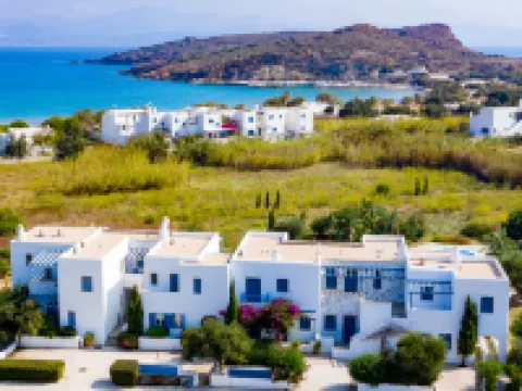 Sanders Paros Gardens - Great 1-Bdr Apt w Balcony