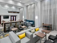 Hampton Inn & Suites Cleveland-Beachwood Hotels in Beachwood