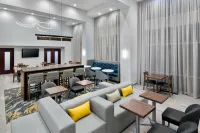 Hampton Inn & Suites Cleveland-Beachwood Các khách sạn ở Beachwood
