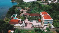 Puri Saron Hotel Baruna Beach Cottages Hotels near Fakultas Hukum dan Ilmu Sosial