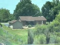 Explore Bardstown's bourbon heritage - Heaven Hill just 13 minutes away