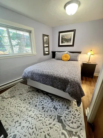 The Little Pink House ...a Lovely University Hideaway