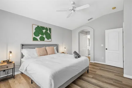 NEW! Poolside Oasis - Spacious Modern Home - Pool Home Just RENOVATED!