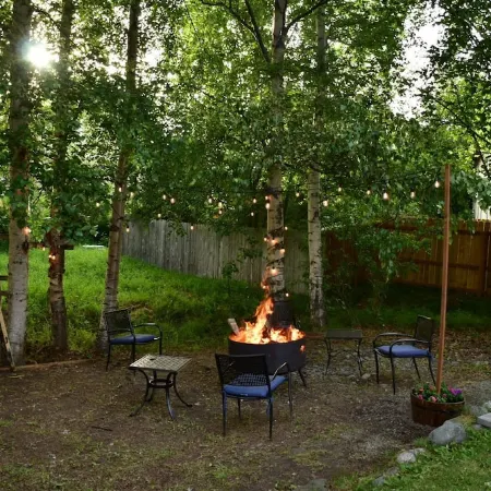 Relaxing Anchorage Retreat, Garden Level Unit 2