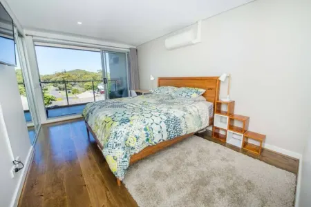 Shore Thing - Shoal Bay Отели рядом с достопримечательностью «Tomaree Head Summit walk»