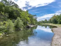 Lucky's Canoe & Kayak Cabin #3 - Caddo River Access! Hotels in Caddo Gap