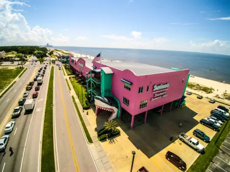 GULF COAST CONDO. ITS A GEM! Отели рядом с Keesler Air Force Base