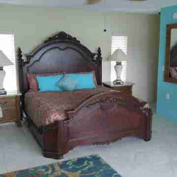 Boot Key Harbor Retreat Penthouse - Marathon, FL Rooms