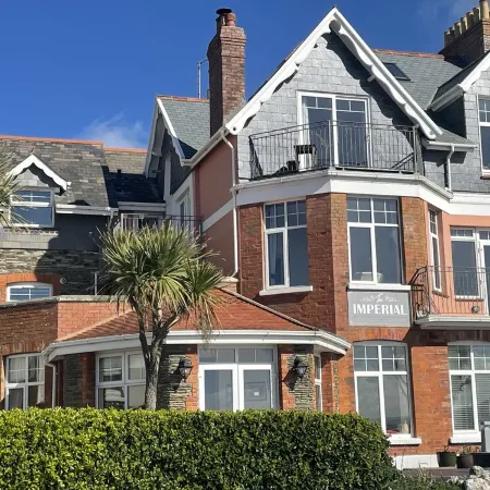 Large Victorian House for 12 Overlooking Woolacombe Beach. Hot Tub, BBQ, Parking