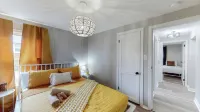 Touchdown Bungalow: Charming HOF Village Home
