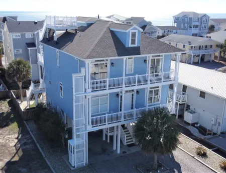 Across the street from beach access, private pool and NEW TO VRBO