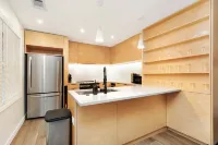 Steps from Aggieville - Fun Manhattan Stay