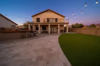 1 mile from Cardinals (State Farm) Stadium & Desert Diamond Arena Hotels in Maryvale