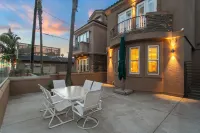 Welcome to the Extraordinary 6th on the Beach Beach-House in Huntington Beach