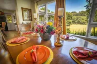 Fishing Haven with Boat Launch and 20 minutes from downtown.