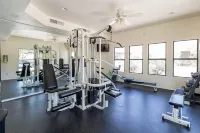 Gorgeous Foothills Condo