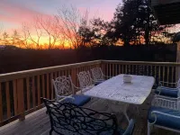 Beautiful Mountain House with amazing views 11min from Mountain Creek & Warwick