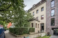 Old Building Apartment for up to 4 Persons "KANU" in the Schanzenviertel - 1st Floor