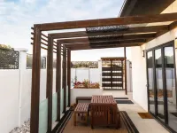 Private modern luxury vacation rental Hotels in Cedar County