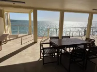 Beachside & Jetty View Apartment  2 (Skippers Apartment)
