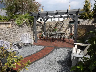 Reduced rate for stunning victorian cottage in the heart of Cowbridge Hotels in 