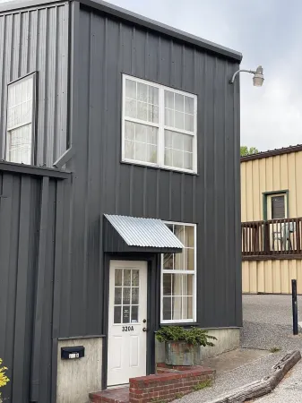 Studio rental situated in the heart of Downtown Newburgh.