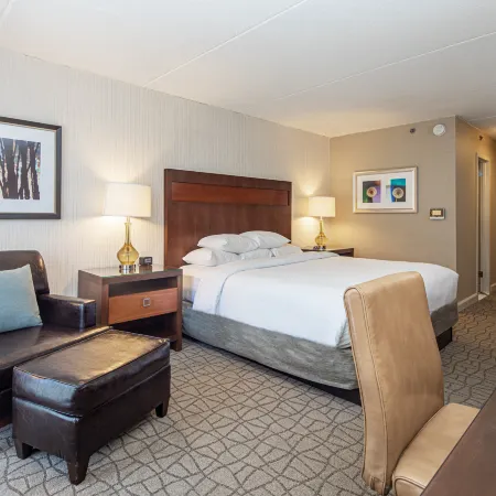 DoubleTree by Hilton Hotel Pittsburgh - Green Tree