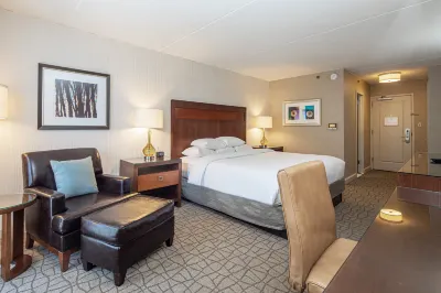 DoubleTree by Hilton Hotel Pittsburgh - Green Tree Hotels in 
