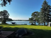 Lake Home perfect for families in a quiet Lake Antoine neighborhood. Hotels in Iron Mountain