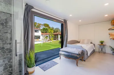 Fun Luxury Villa W/ Pool, Concierge, Yacht and Chef Services!