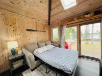 Cozy Lakeview Cabin in the heart of Breezy Point Resort