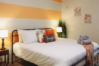 Luxurious Spacious Apartment in the Heart of Downtown! King Bed, Gym, Pool!