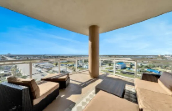 Ultimate Luxury Ocean Vistas-The largest condo in the best building on the beach - 4-Star
