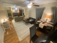 🌟Spacious + Backyard🌟50ft to Atwells & Downtown!🍝🎇