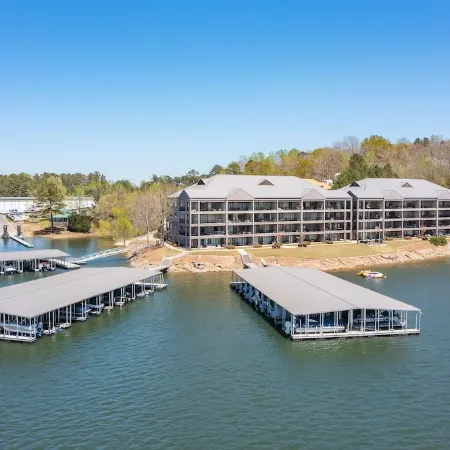 My Serenity on Smith Lake - Crane Hill , AL