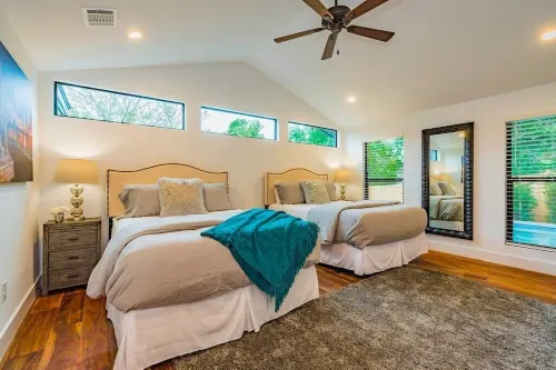 CasaVilla: Downtown/Pool/Golf Green/18+Guests