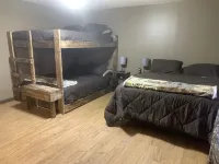 Lakeside Lodge Reelfoot Cozy Waterfront w Greatview 3Bdrm 2BTH Wifi Bartop Table