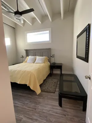 Quiet and cozy, a remodeled dairy with panoramic mountain views. .