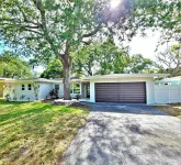 CasaBreeze Cozy Creek House/IRB&Clearwater Beach!!