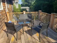 The Black Point beach house! Hotels near Black Point Trailhead