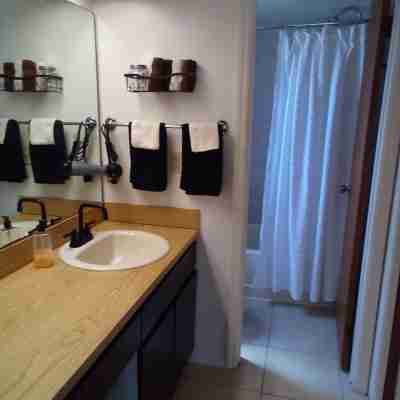 Space Coast Condo in the heart of Titusville Rooms