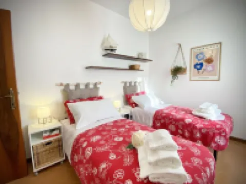 An exclusive terraced house in a very central position, 600 meters from the sea.