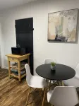 Modern Cozy Charming 2-bedroom Home with WiFi and AC in enchanting Baton Rouge