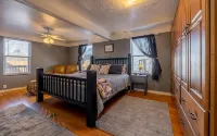 Charming Cody Home - sleeps 5, walking distance to downtown! Hotels near Yellowstone Regional Airport