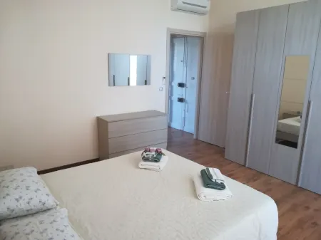 Apartment by the sea Отели в г. Савона